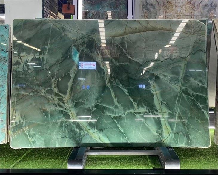 Verde Smeralda Quartzite Slabs